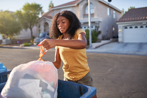 Best Junk Hauling Services  in Clton, IN